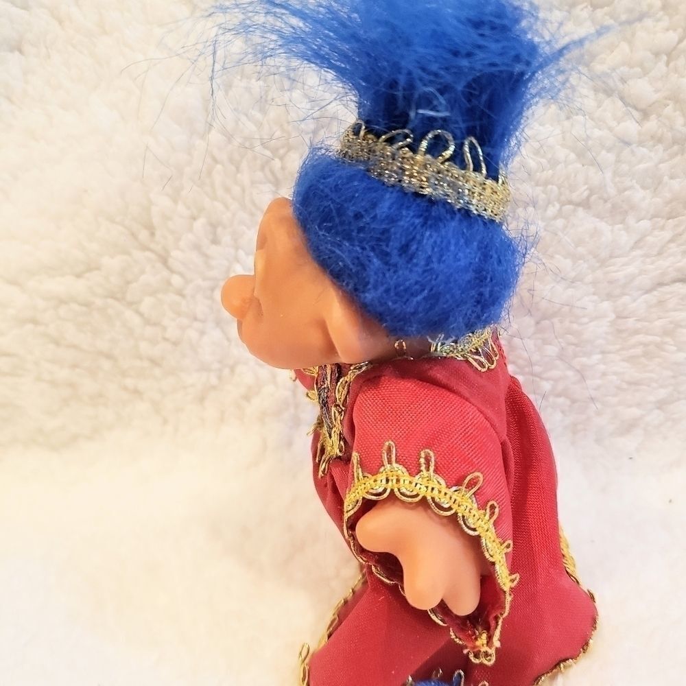 Troll Doll Queen Ruby - Picture 5 of 8